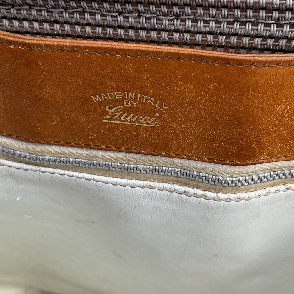 Gucci Elegant Tan and Cream shoulder Bag - Picture 10 of 12